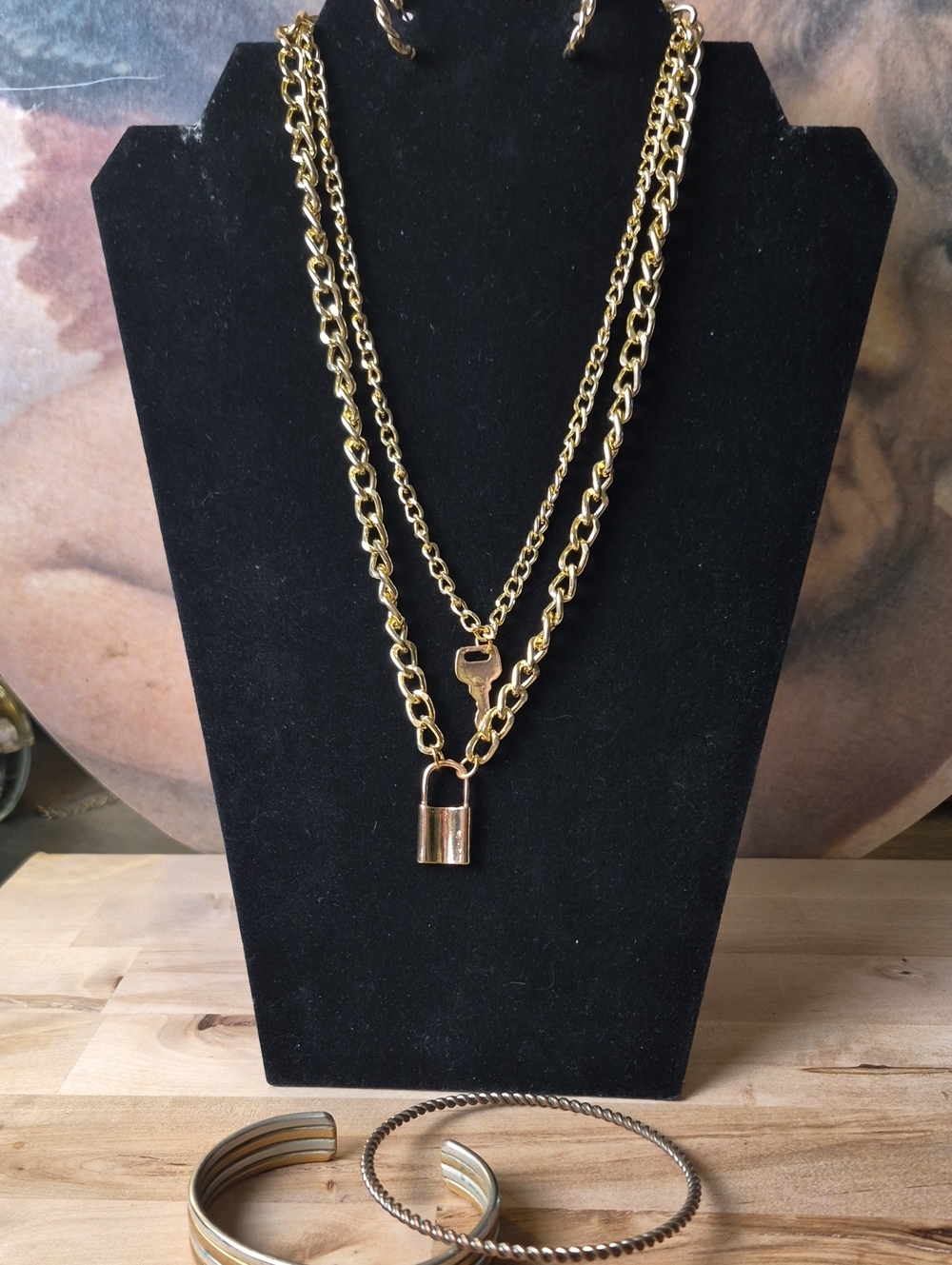 Gold Padlock & Key Layered Necklace - Women's Gold Chain Pendant